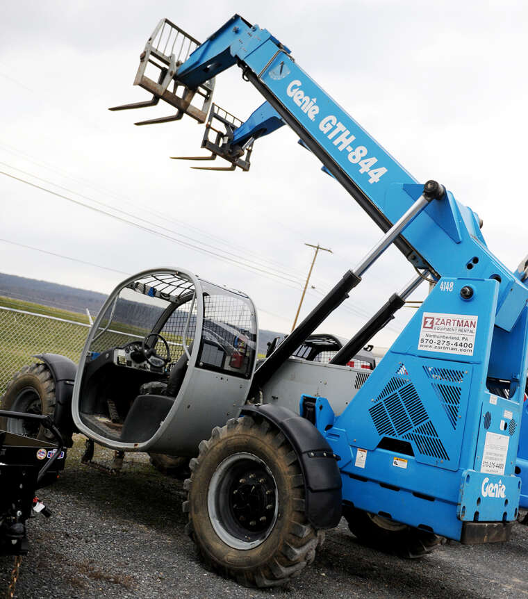Genie Telehandler Engine Genie GTH-844 Telehandler Rental - Bear Rental
